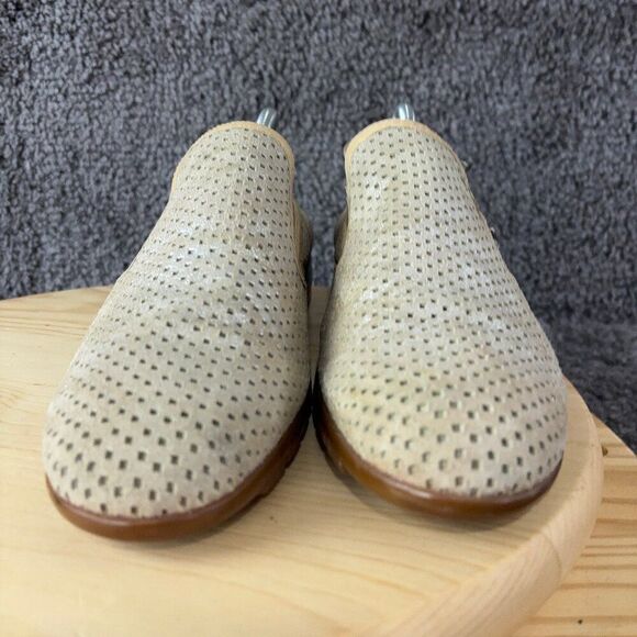 Donald Pliner Leather Loafers Womens 11 Perforated Slip On Shoe Made in Italy - Picture 3 of 10